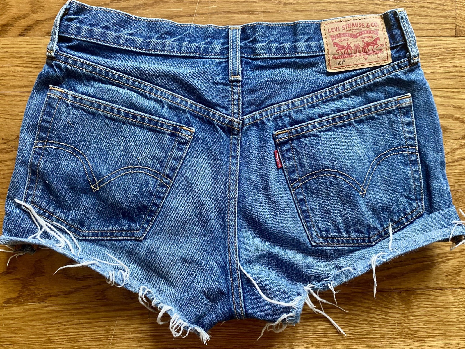 Levi's 501 Cherry Patch Button Fly Cut Off Denim … - image 3