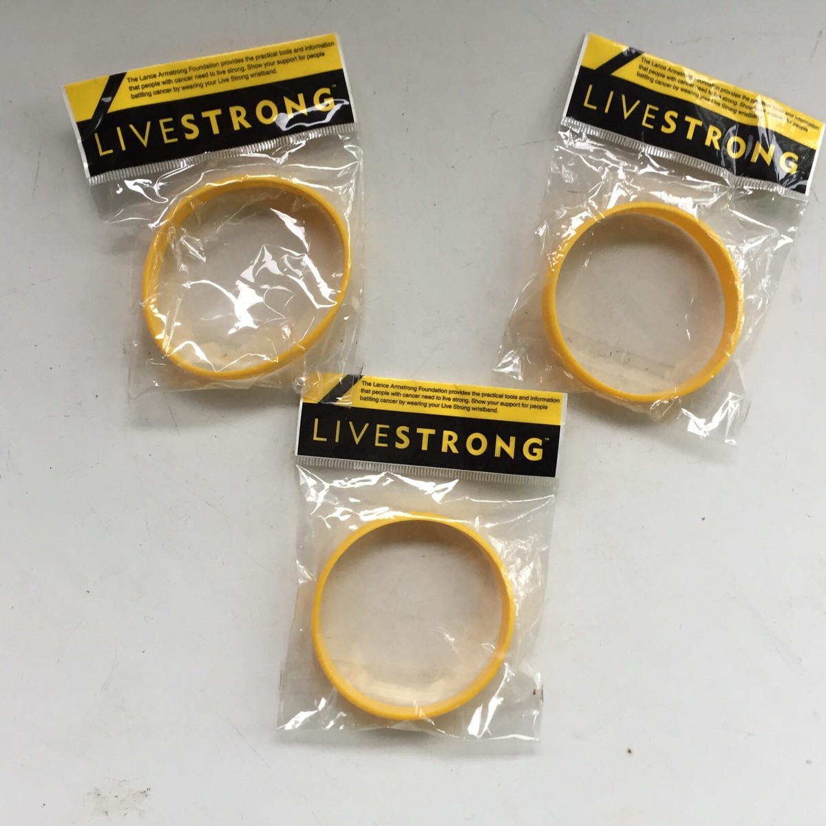 Nike Lance Armstrong Yellow Band NEW Nike LIVESTRONG Yellow