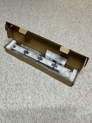 UTP Cat.6 24-Anschlüsse Patchpanel - Schwarz Neu 762-139 93866