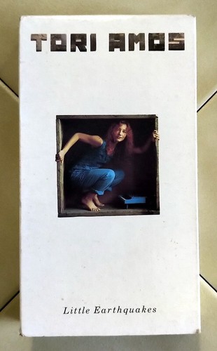 TORI AMOS Little Earthquakes VHS Musikvideo Kassette (1992) - Bild 2 von 4