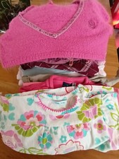 lot de 24 vêtements fille  de taille 9 mois