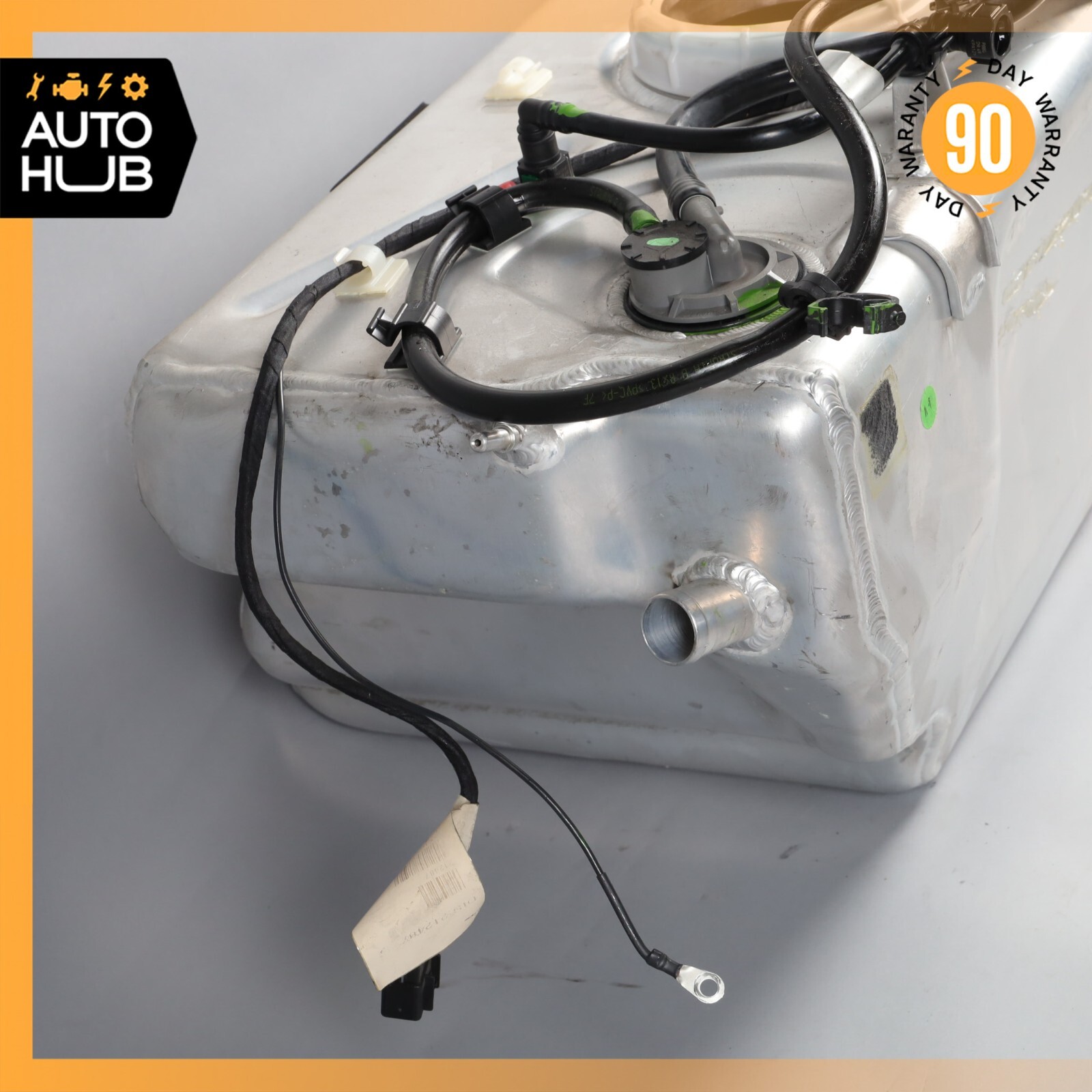 08-18 Maserati GranTurismo M145 Coupe Gas Fuel Tank Reservoir Assembly OEM 88k