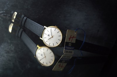 TISSOT VINTAGE 18K SOLID GOLD DRESS WATCH UNGETRAGEN NEW OLD STOCK 33,5MM UHR