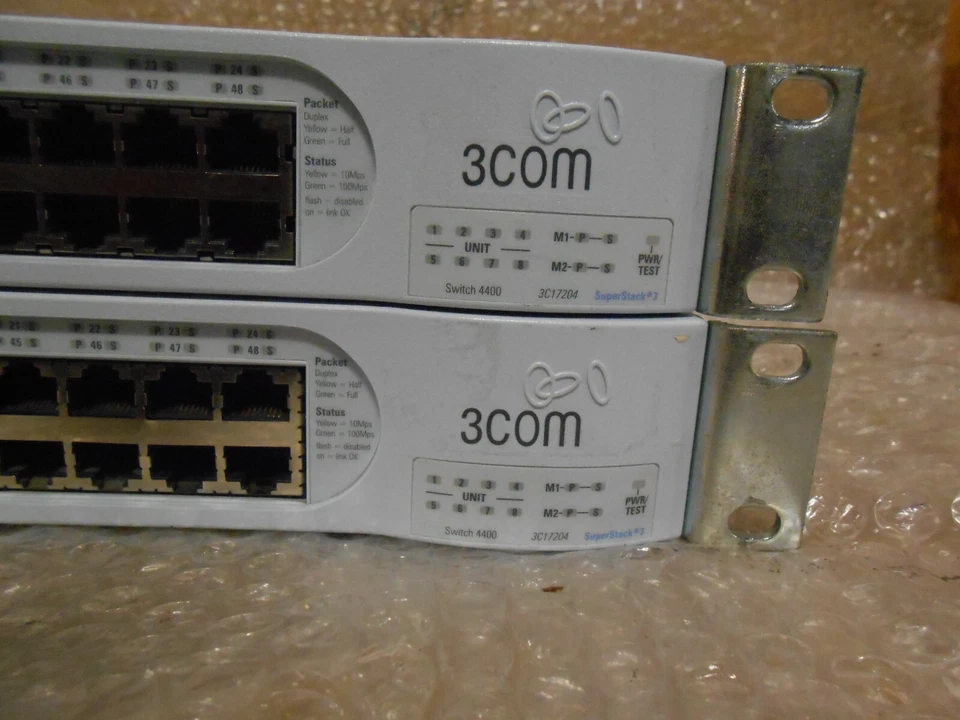 Lot of 2x 3Com SuperStack 3C17204 4400 48 Port MANAGED SWITCHES - Image 4 of 4