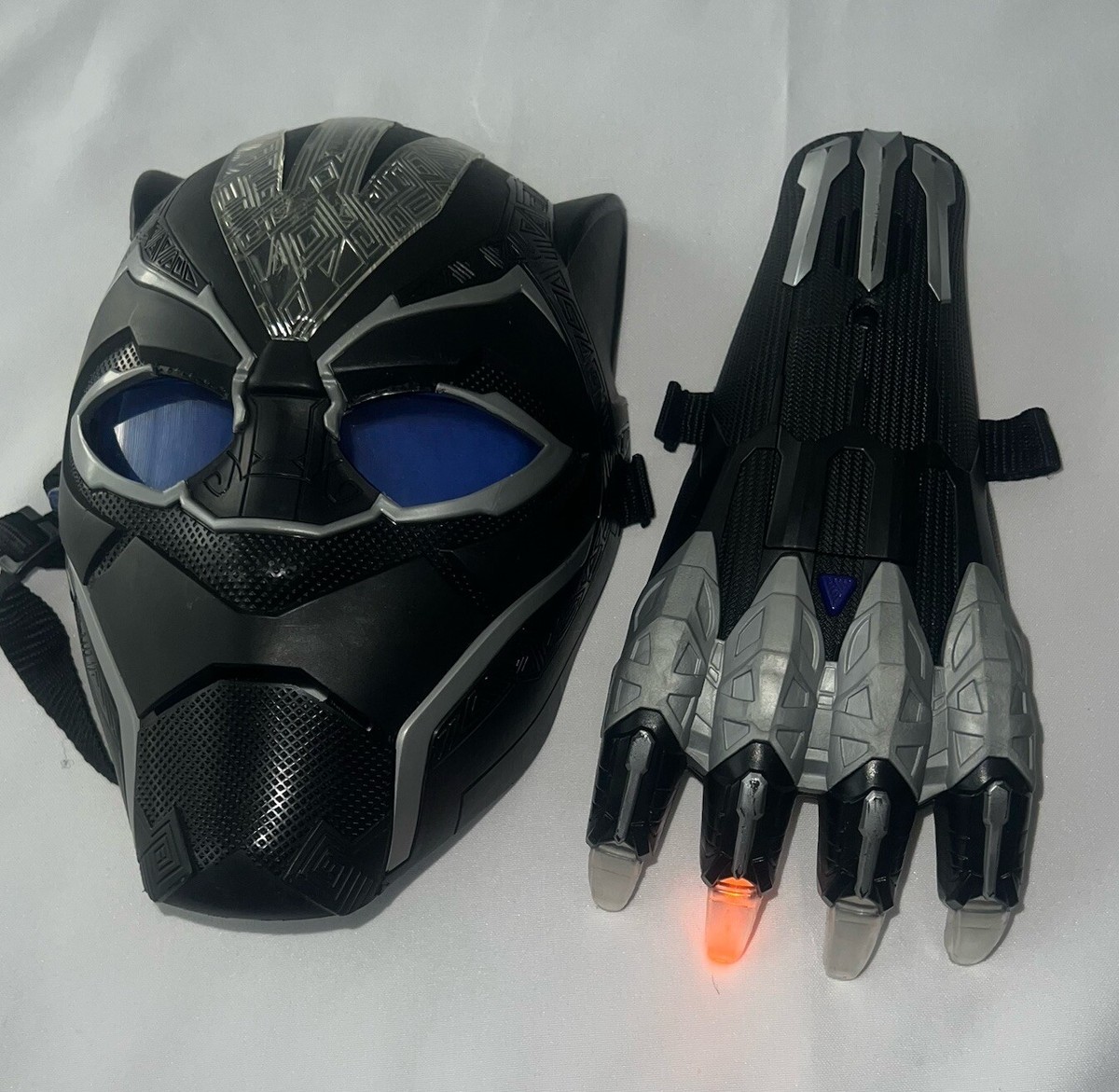 Black Panther Mask Vibranium Power Claw Halloween Costume Accessory Light Up