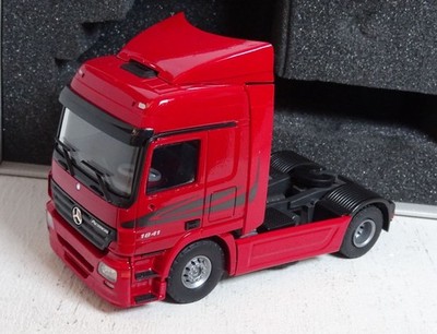 Tekno Mercedes-Benz Actros MP2 1841 Sattelzugmaschine rot 1:50 OVP (1_1)