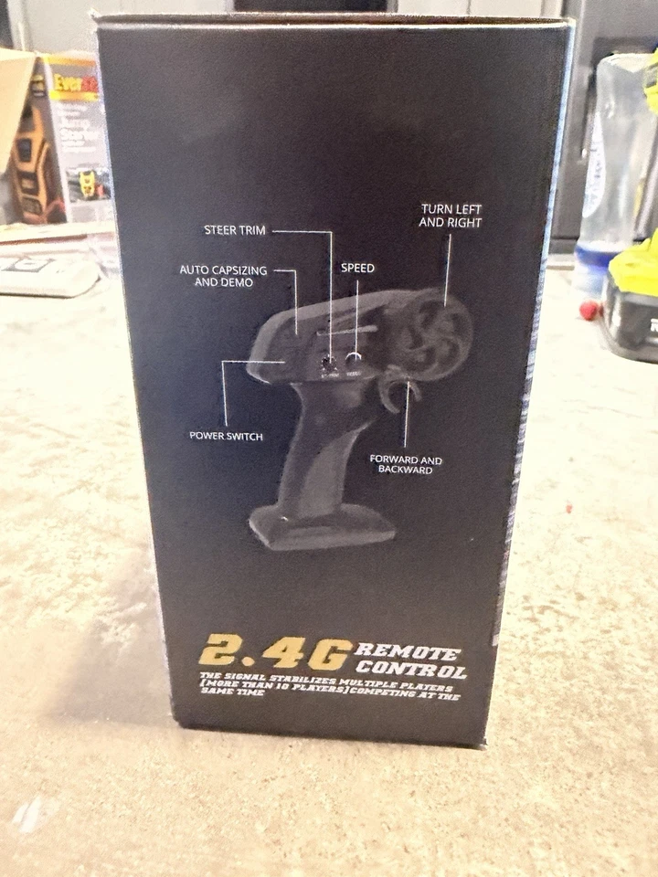 Barco tubarão Deere HJ812 alta velocidade controle remoto novo em folha na caixa nunca aberto - Imagem 3 de 4