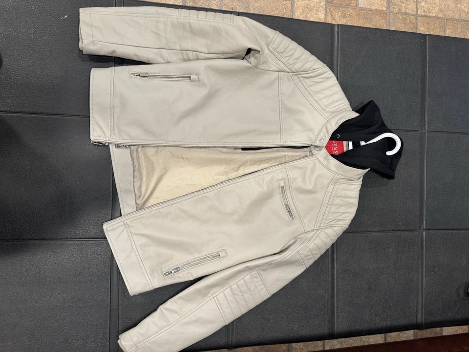 Guess Davino Imitación Cuero Capucha Hombre M Moto Chaqueta Beige Negro Capucha Extraíble Foto 2 de 4