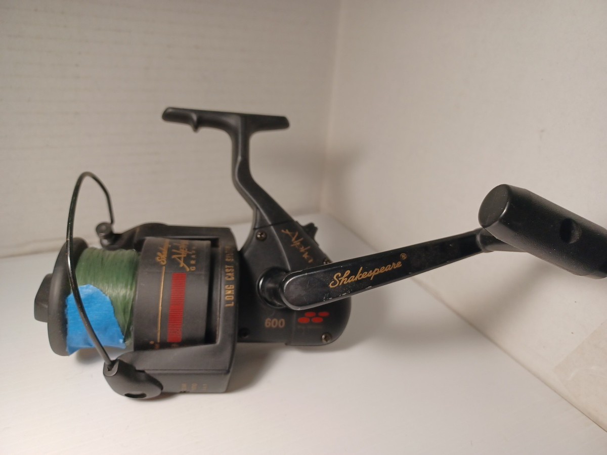 Shakespeare Alpha XT 600 Graphite Spinning Reel Long Cast System