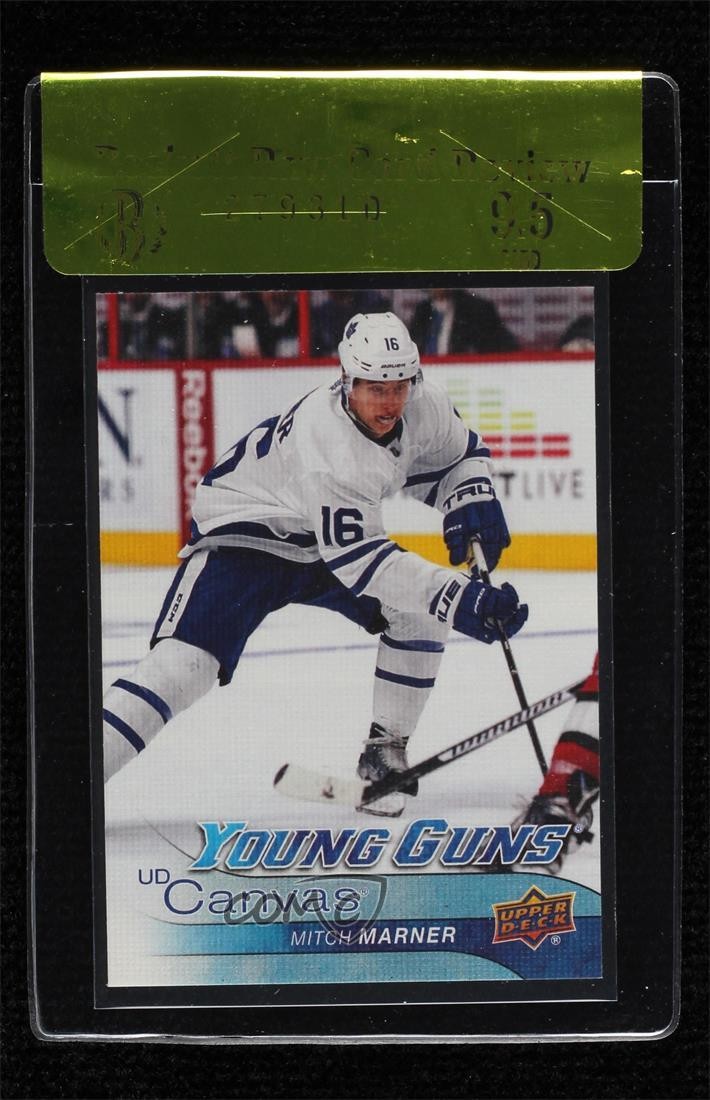 2016-17 Upper Deck UD Canvas Young Guns Mitch Marner #C91 0ll