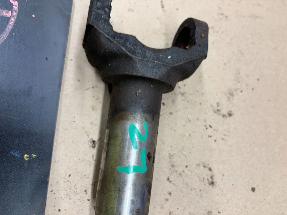 72 Nova Chevelle Cutlass Lemans Camaro 1964 eje de transmisión yugo deslizante yema 27 spline Foto 4 de 4