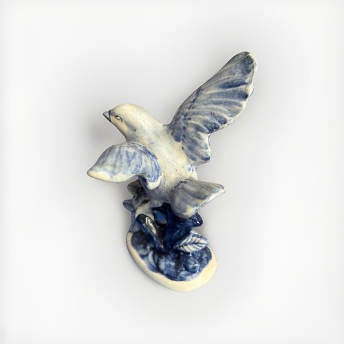 Vintage Delft Holland Blue Bird on Branch Hand Painted Figurine 5" - Signed - Picture 3 of 8
