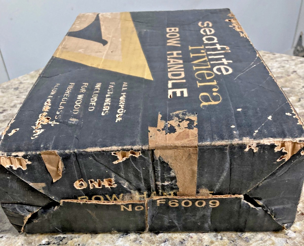 VINTAGE ATTWOOD SEAFLITE RIVIERA BOW HANDLE-MARINE/BOAT-NOS BOXED-MINT COND.!!!