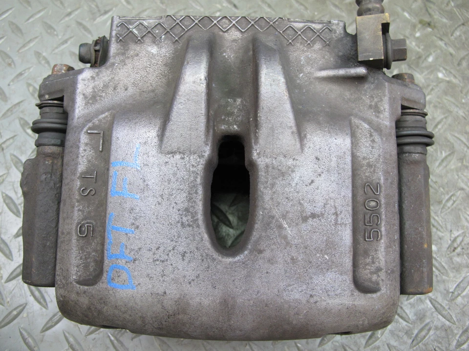 02-05 JUEGO DE 2 PINZAS DE FRENO DELANTERAS IZQUIERDA Y DERECHA FORD THUNDERBIRD OEM Foto 2 de 4