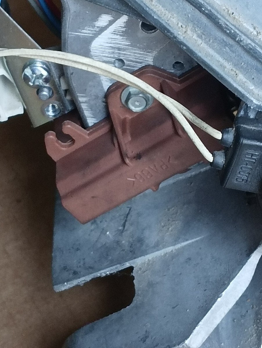 Moteur Machine à Laver Welling HXG52A02.GR03 – 350W, 3.0A, Charbons Neufs, Vedette