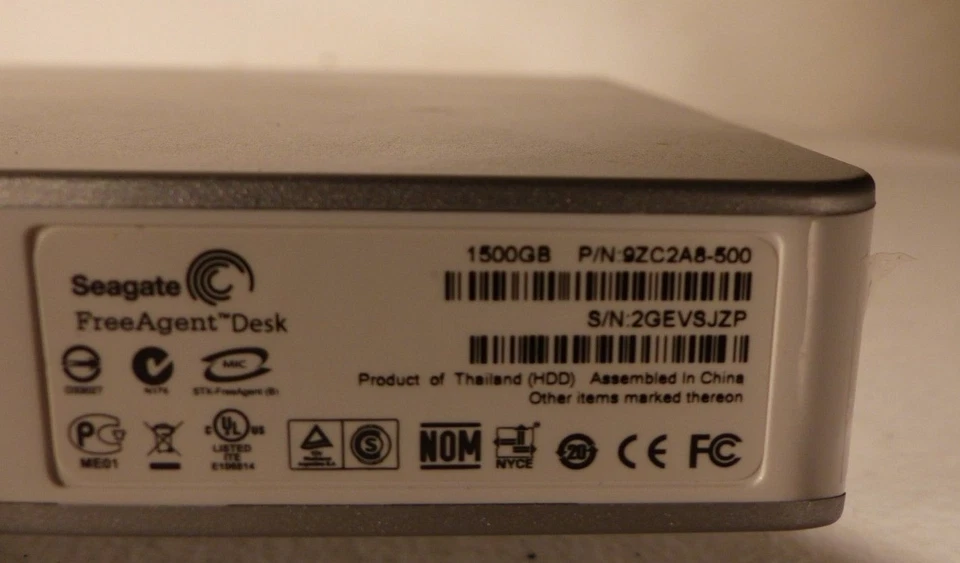 Seagate FreeAgent Desk 1.5 TB External Hard Drive Silver 9zc2a8-500 - Image 4 of 4