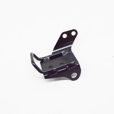NEW MB E W211 REAR RIGHT OUTSIDE ISOFIX CHILD SEAT ANCHOR A2118600887