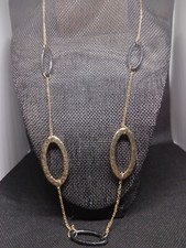 daisy fuentes Gold T ne And Black Necklace