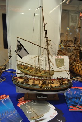 COREL SM62 Boot Modell Schiff Korsar Britischer Schmuggler KING of PRUSSIA 1:42