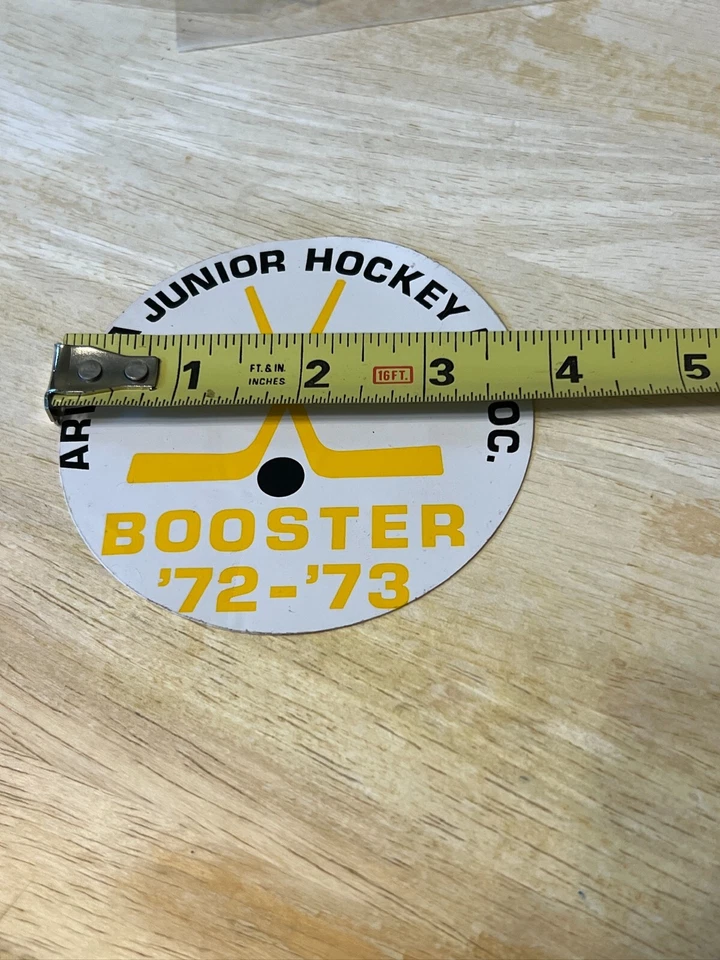 Винтажная наклейка Arvada Colorado Junior Hockey Association Booster '72-'73 4 дюйма - Изображение 3 из 4