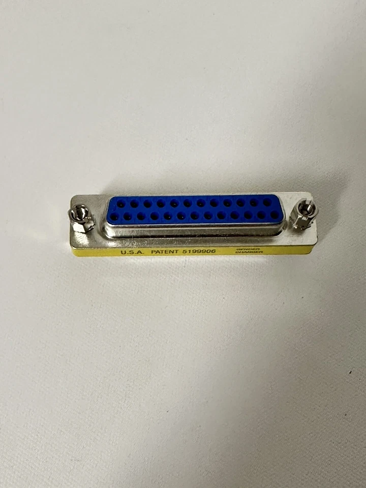 Pack of 5 CablesToGo DB25 25 Pin Mini Gender Changer F/F D-Sub Adapter Couplers - Image 4 of 4