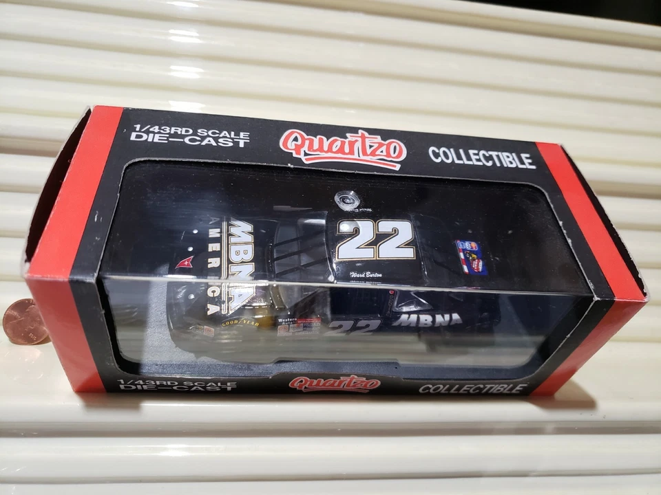 Quartzo 2047 #22 WARD BURTON MBNA 庞蒂亚克大奖赛全新完好 C9 Nu 完好带盒 — 第 2/4 张图片