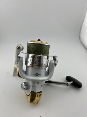 Shimano STRADIC 4000FH Spinning Reel White Made In JAPAN! Works Clean W/ Braided