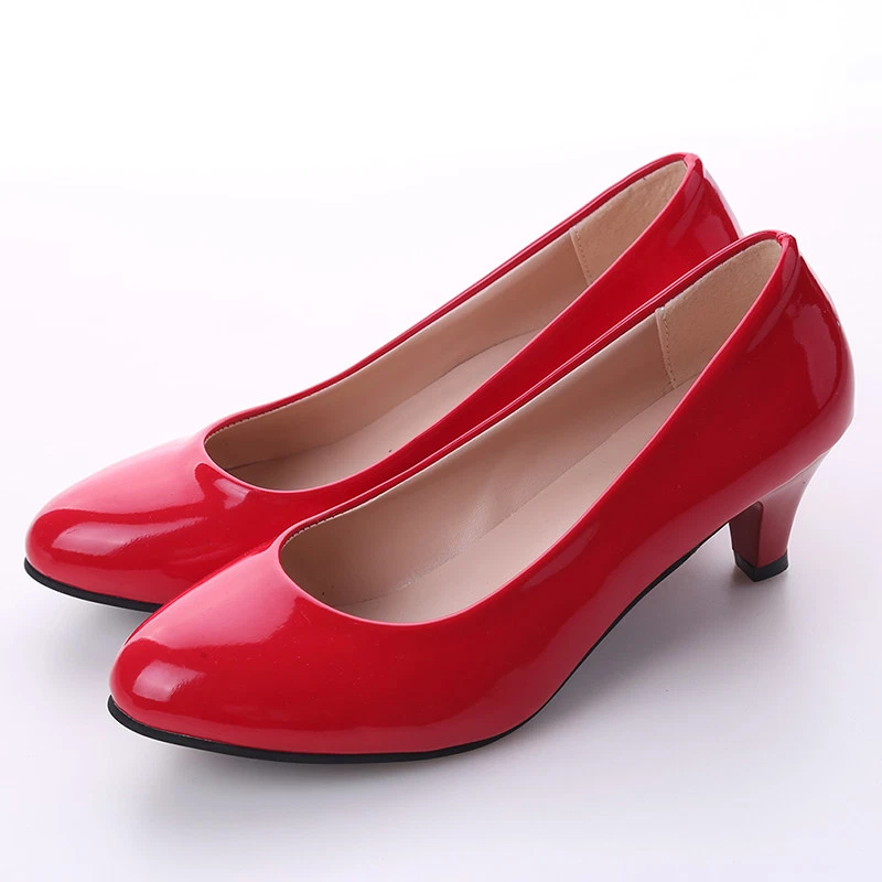 High heels rate clearance