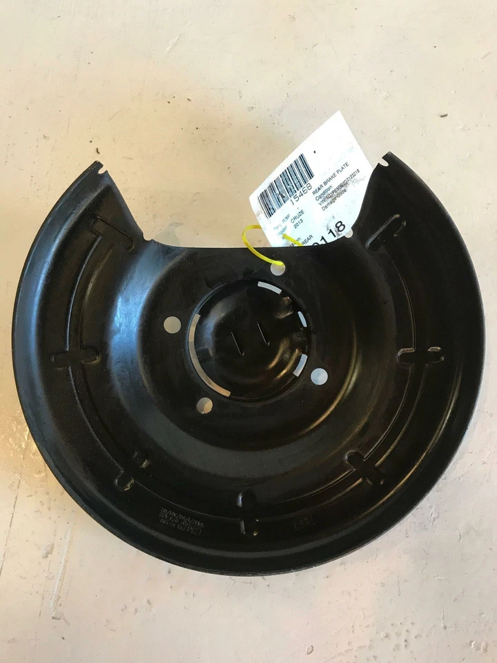 Chevrolet Cruze 2013 placa de respaldo de freno trasero protector contra el polvo pasajero derecho usado Foto 2 de 4