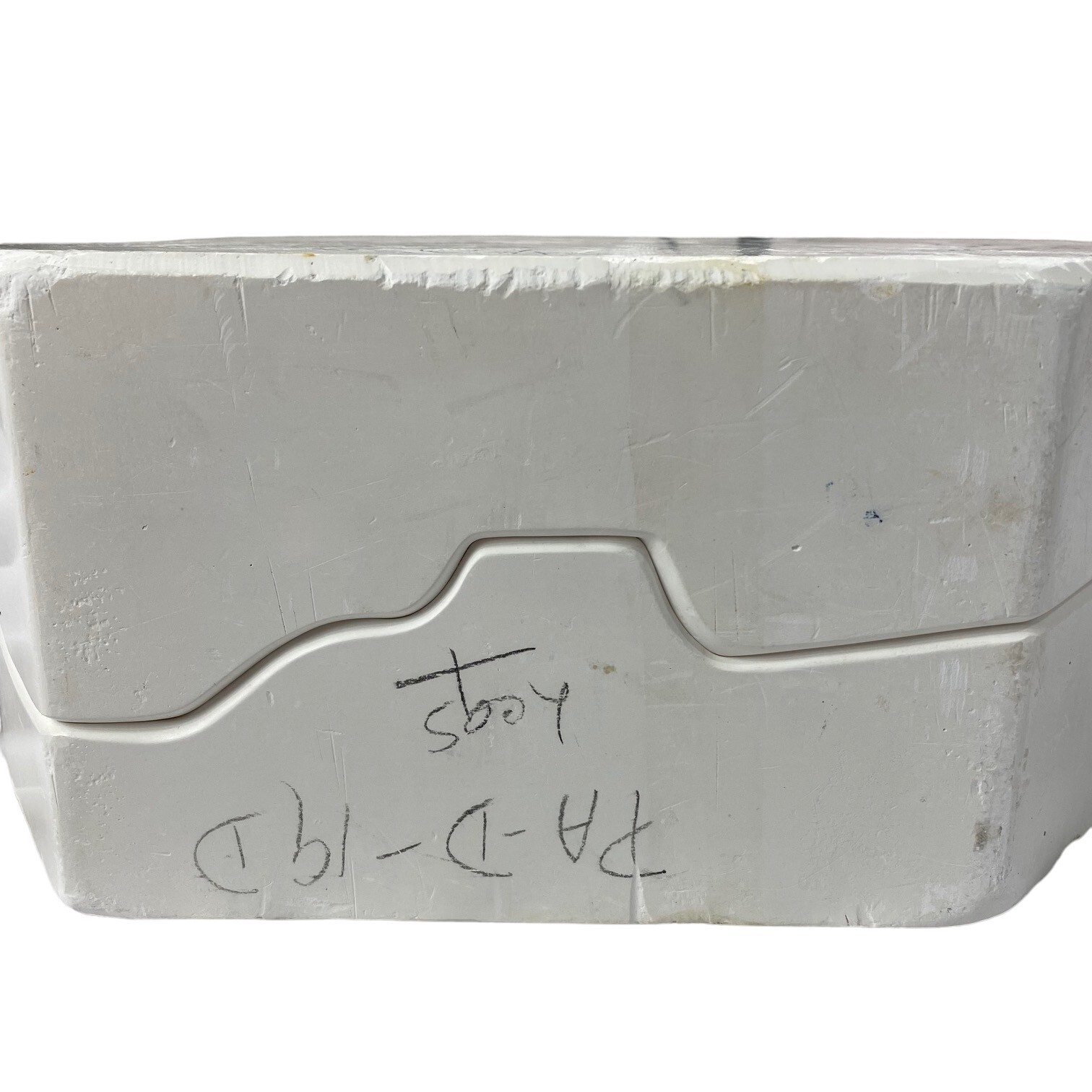 Byron Molds | B104D | 1974 | Legs | Slip Cast | Vintage