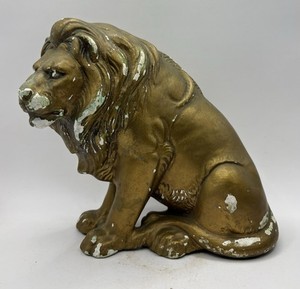 Vintage Wild African Plains Animal Antique Plaster Chalk Lion Figurine Statue