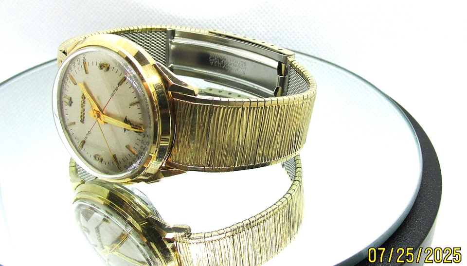 Reloj Accutron 214 Doctors 1967 lleno de oro de 10 k con caja Foto 3 de 4