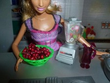 BARBIE DOLL SIZE KITCHEN ACCESSORIES MINIATURE BLENDER REALISTIC DETAILS 3