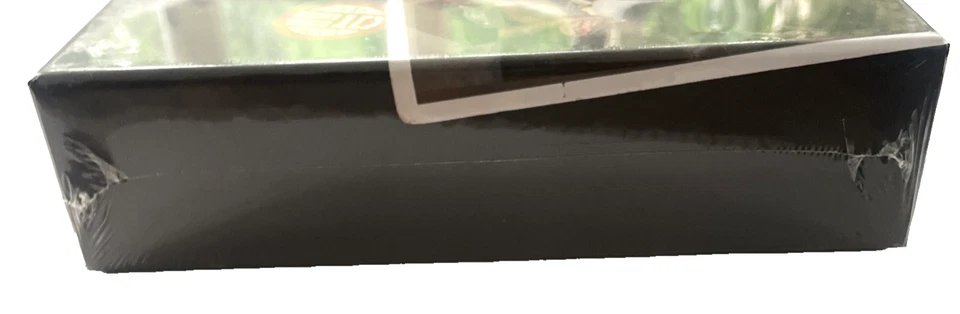 ONE DIRECTION Take Me Home BOX SET LIMITED EDITION SEALED Cd Book TShirt Wristbd - Image 3 of 4