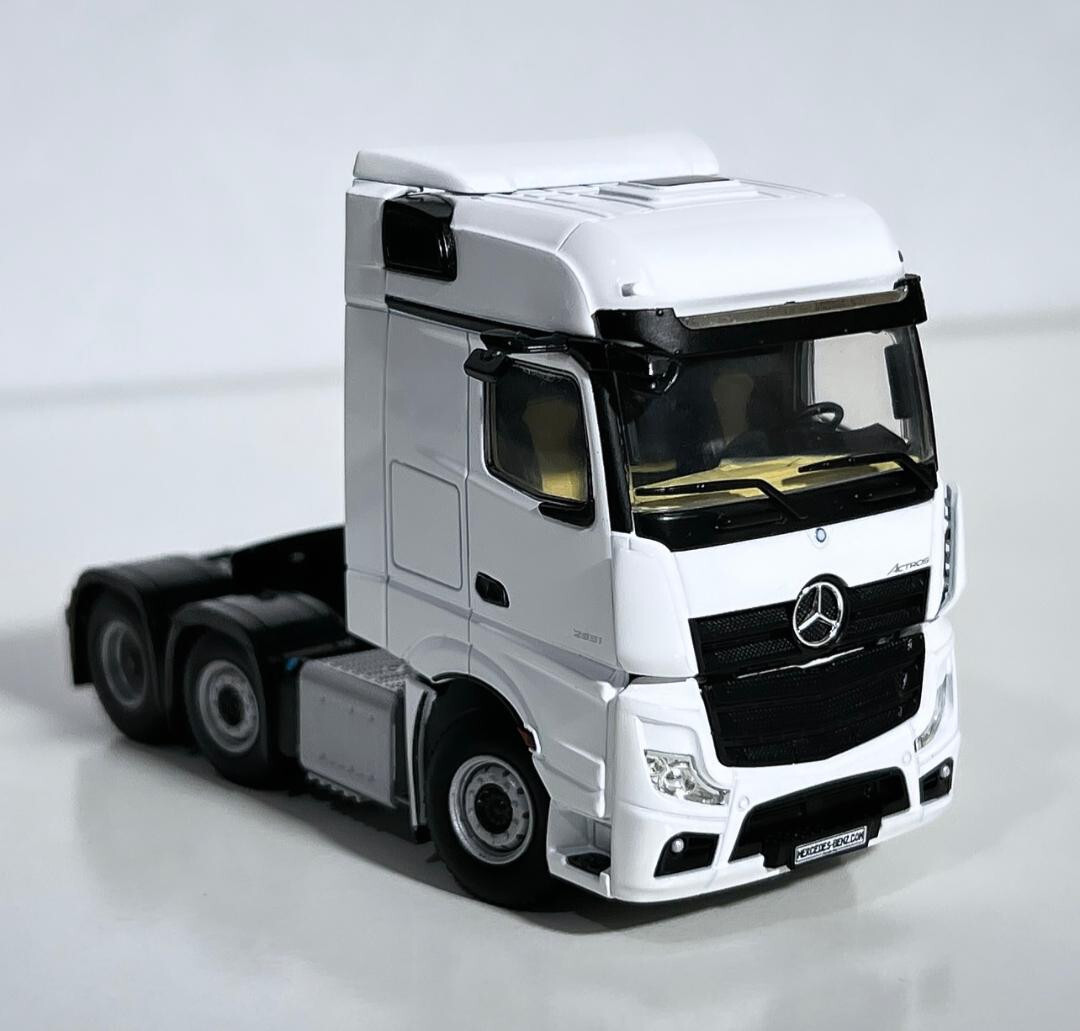Mercedes Actros MP5 big space twin steer 6x2,WSI truck models 03
