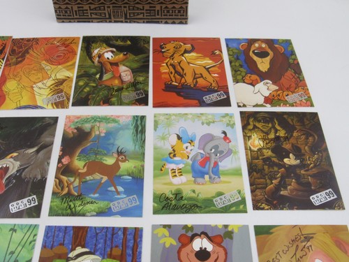 Lote de recuerdos de Disney de Mickey Mouse - libro, billetera, tarjetas coleccionables, etiquetas de viaje - Imagen 11 de 12