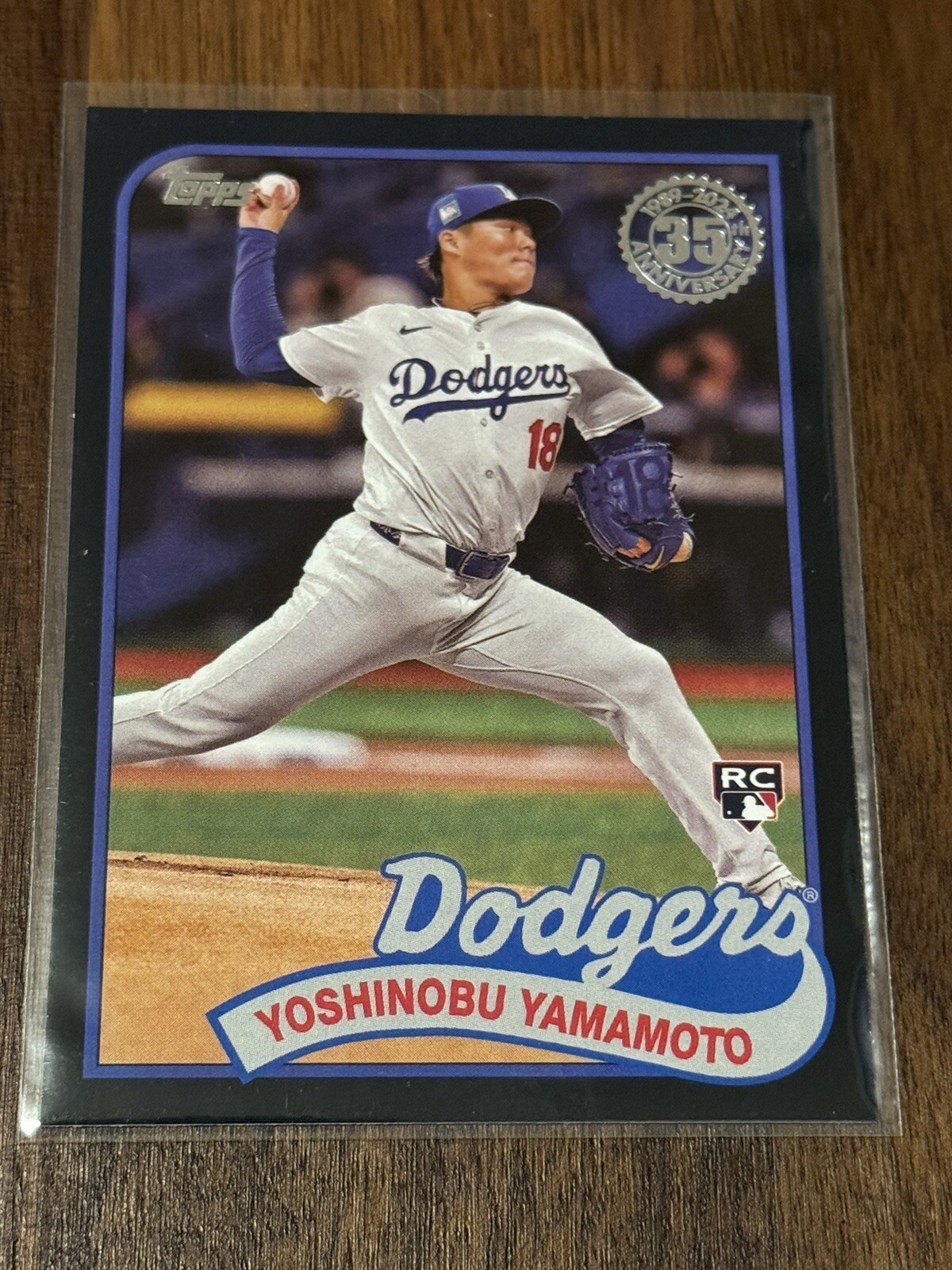 2024 Topps Update 1989 Black /299 Yoshinobu Yamamoto #89US-29