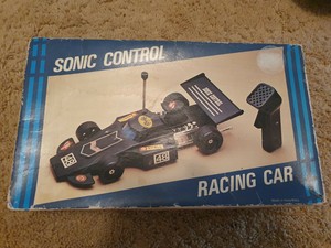 sonic control racing car
