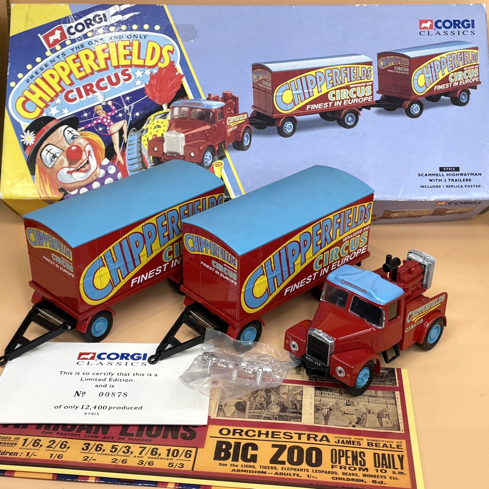 Corgi 97915 Chipperfields Circus Scammell Highwayman 2 Trailers Boxed