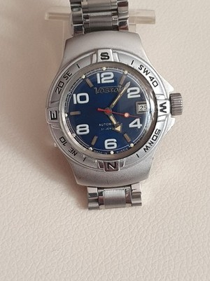 VOSTOK AMPHIBIA RED 31 Jewels WR200M Automatic Russia Made Watch