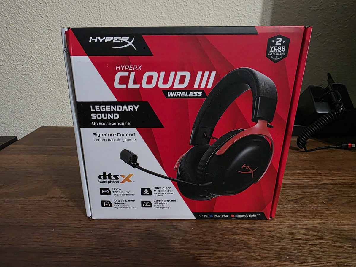 HyperX Cloud III Wireless – Gaming Headset for PC PS5 PS4 Black