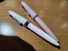 Fountain pen Sailor Shikiori "Sakura" F-shaped