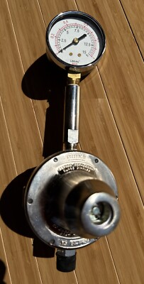 #ad NEW BINKS Fluid Regulator 84 346 low pressure LA 2522 water 3 8quot; Open Box $174.00