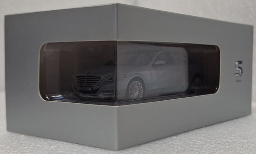 Mercedes-Benz S-Klass W222 2013 Light Blue 1:43 Schuco Dealer Edition! (3) - Picture 17 of 18