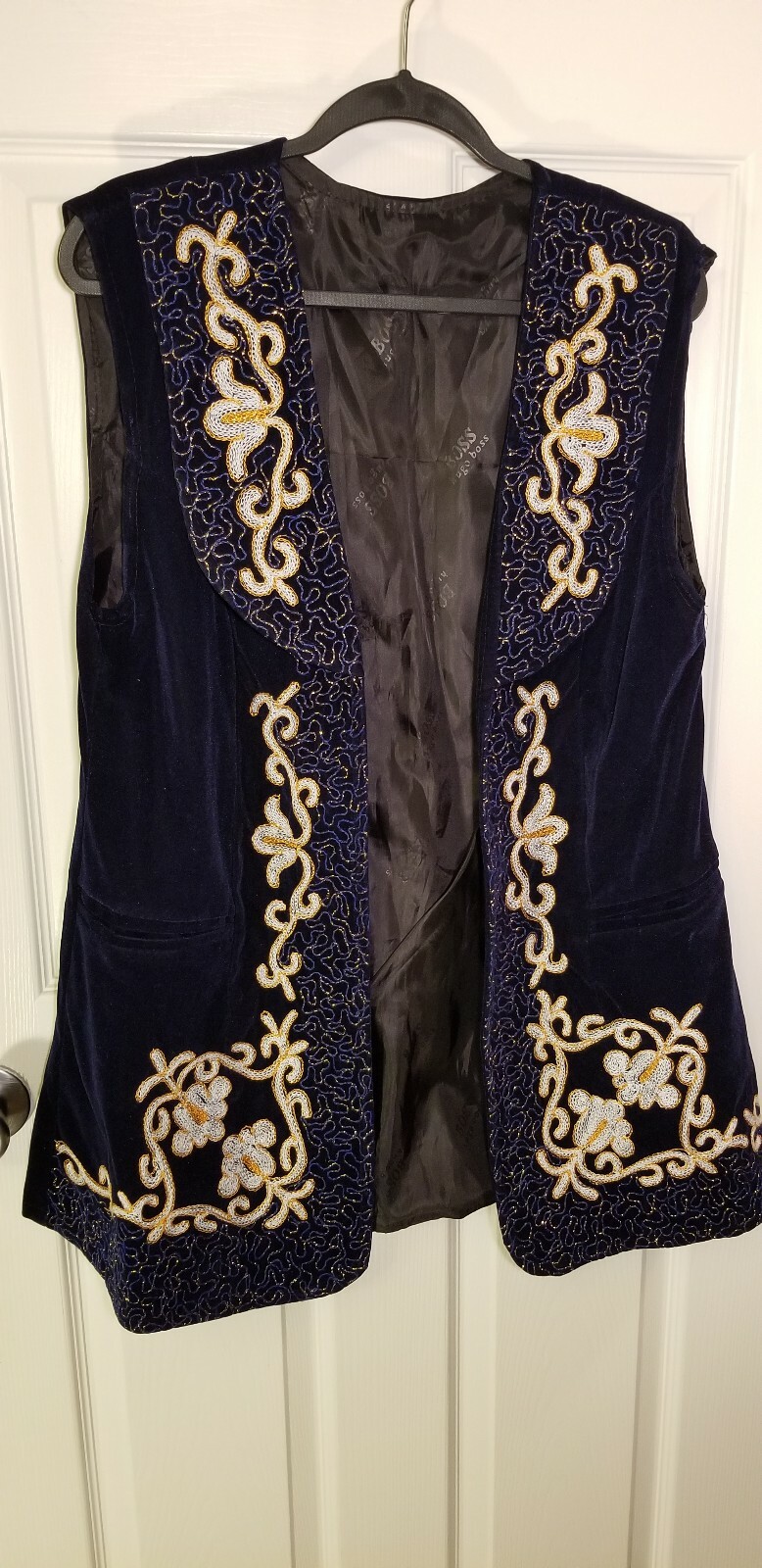 Picture 1 of 6