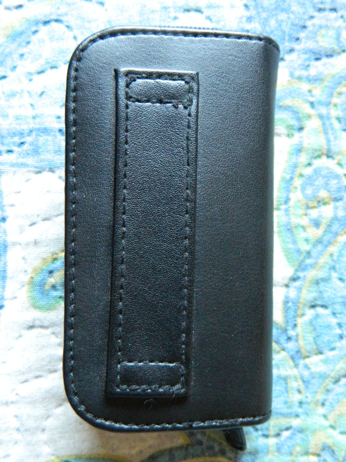 Picture 2 of 4