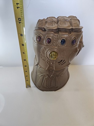 Thanos Infinity Gauntlet Electronic Fist Glove Toy 2017 Hasbro Marvel Avengers - Picture 3 of 5