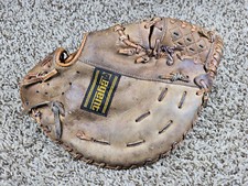 Regent 147 Baseball Glove. professional autograph, super scoop, hi-flex LHT