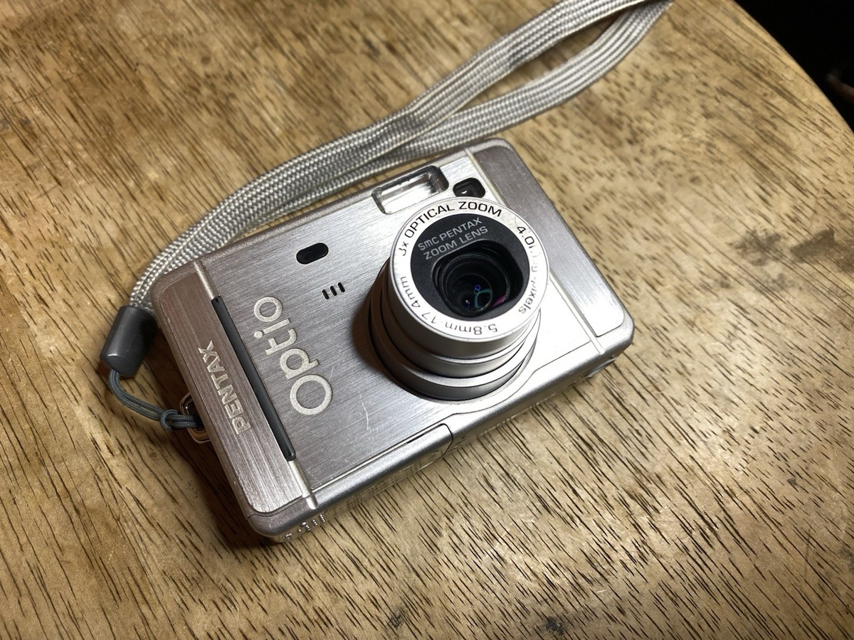 PENTAX Optio s40シルバー コンパクトデジタルカメラ Amazon.com : Pentax Optio S40 4MP Digital Camera with 3x
