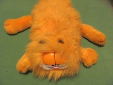 Vintage 1978/1981 Dakin Plush Garfield Blow Out Fluffy Fuzzy Long Hair Plush.